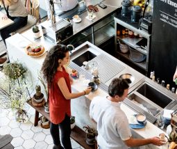 Pengusaha F&B Tangsel dan BSD memilih integrated creative studio Jakarta untuk kelola konten bisnis kuliner